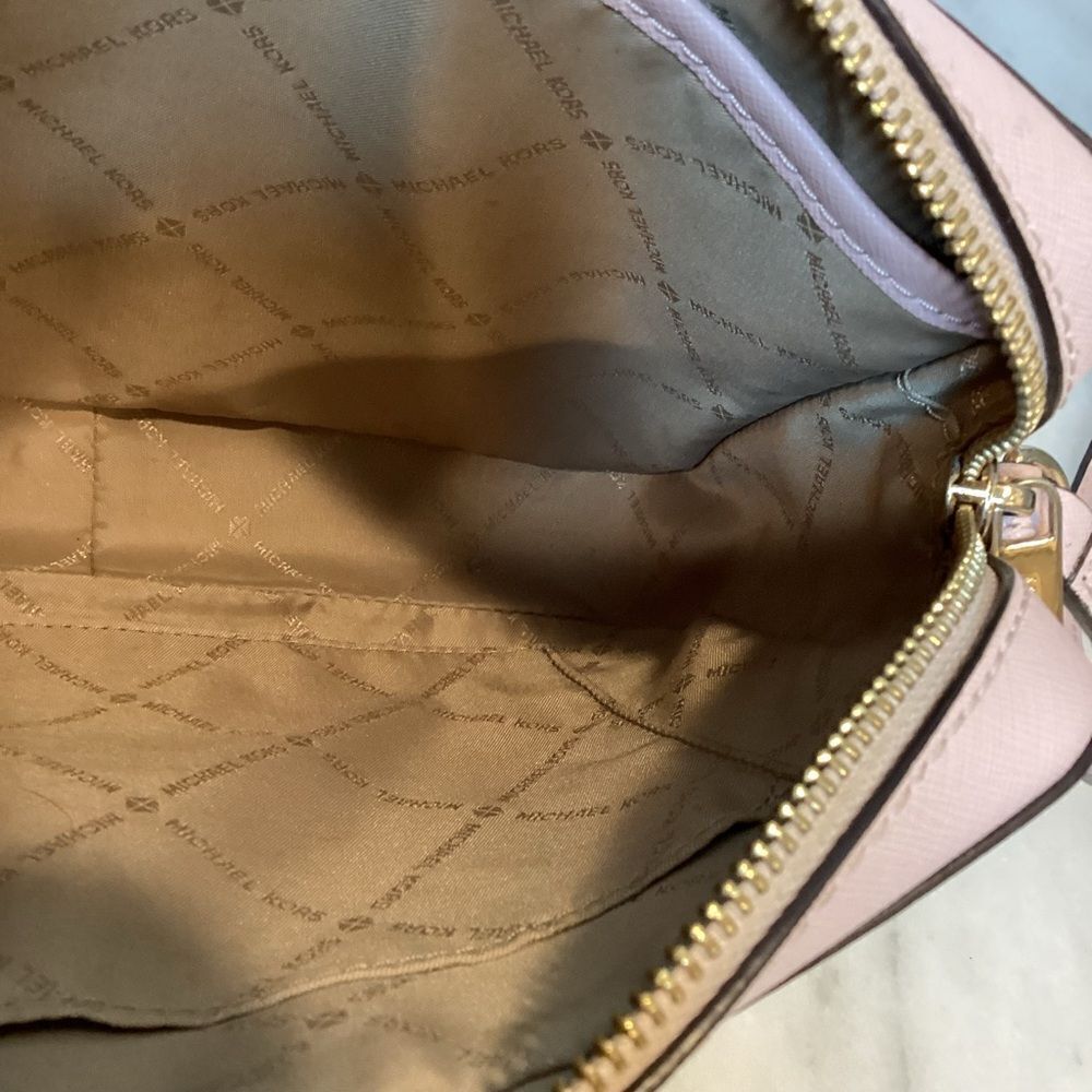 Michael Kors Bag Purse Handbag Leather Pocketbook Pink Stud Saffiano Crossbody - Picture 12 of 16